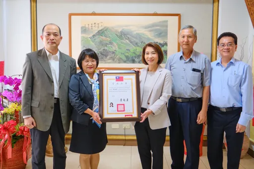 周春米等到這個重責大任 承諾百日內設長照處