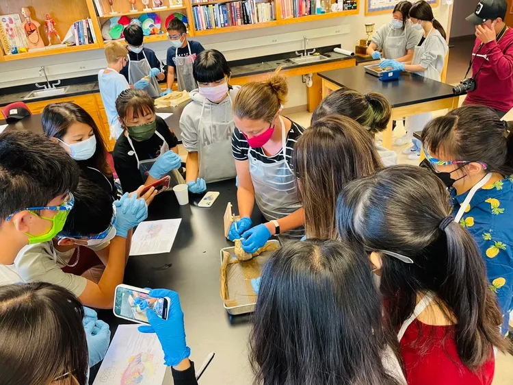 大園高中學生海外教學。桃園市教育局提供