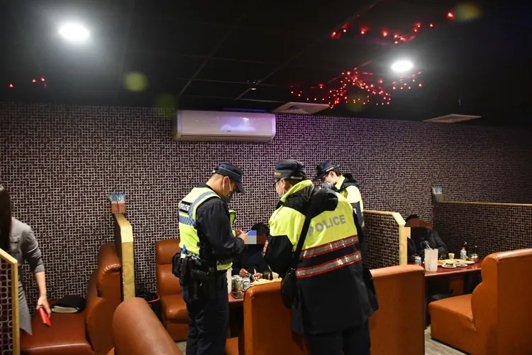 警方展開擴大臨檢查緝不法。警方提供