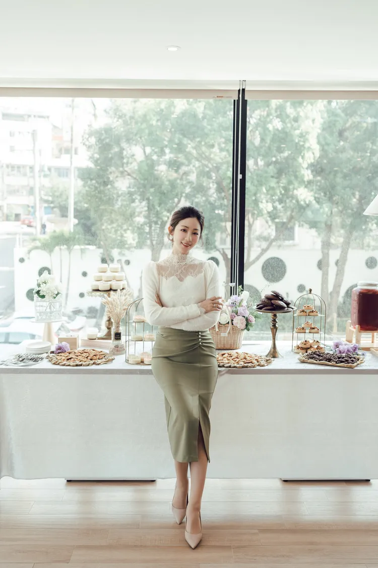 安唯綾懷孕滿3個月腹部還不明顯。翻攝安唯綾臉書