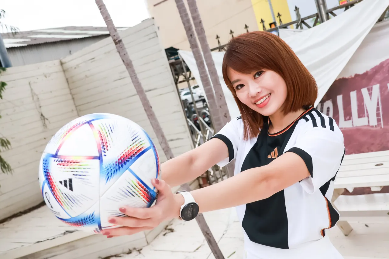 鄭雅方在《世足看華視特別報導》中表現亮眼。趙世平攝