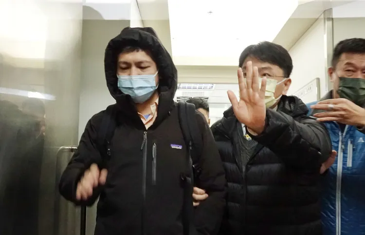 檢調大動作展開搜索，帶走高辦主任陳奐宇。莊宗達攝