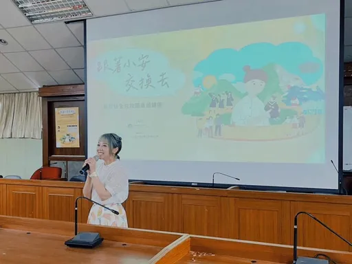 理科太太諮商筆記掀議 龍龍講座分享看身心科經驗「沒收學生錢」