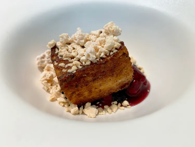 Brun鴨肝/布里歐/紅酒莓果。劉欣欣攝