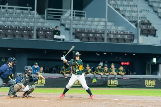 新竹棒球場改造優化完成 台日青棒交流練習賽「試打」給讚