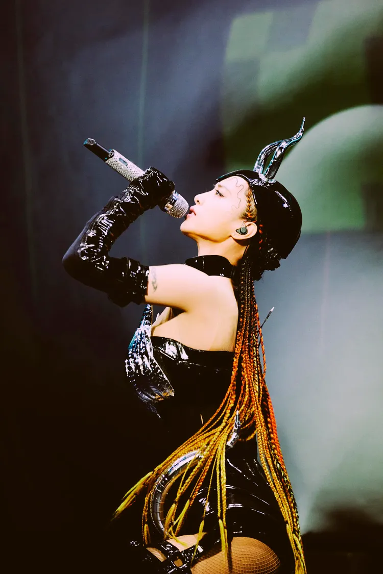 蔡依林的G級美胸，快要撐破馬甲。凌時差提供