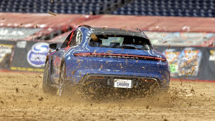 Taycan 豐富的操控反饋讓車手Keen 相當滿意。原廠提供