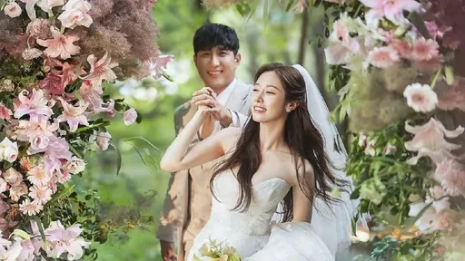 「T-ara」芝妍絕美婚紗曝光 新羅飯店甜嫁職棒選手黃載均