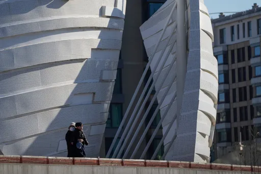 大規模染疫！中國公共機構相繼停擺　「陽了」輕症無症狀仍要到班