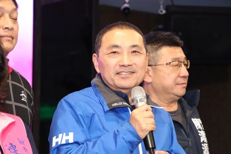侯友宜高票連任成為藍營人氣王，2024出線爭大位，地方大老看好。侯辦提供，