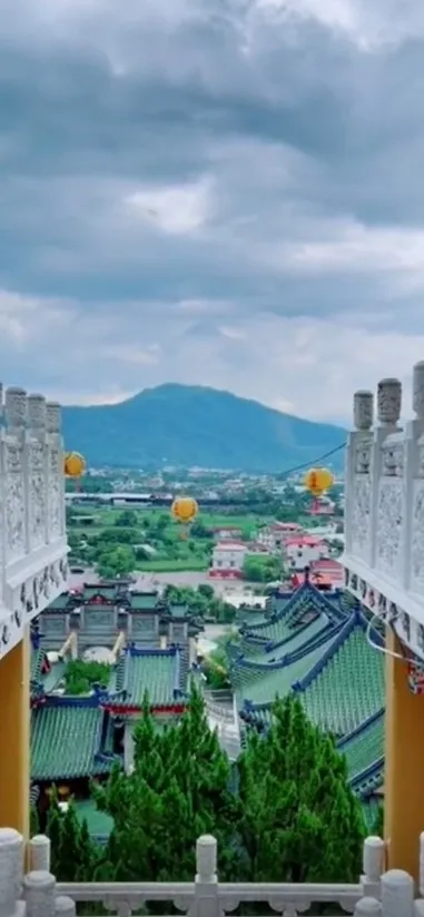 「寶湖宮天地堂地母廟」俯瞰南投埔里風景。TikTok@boastyle 提供