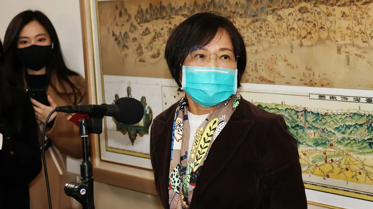 民進黨立委劉世芳表示，很多選民覺得普發現金是最快的及時雨。葉志明攝