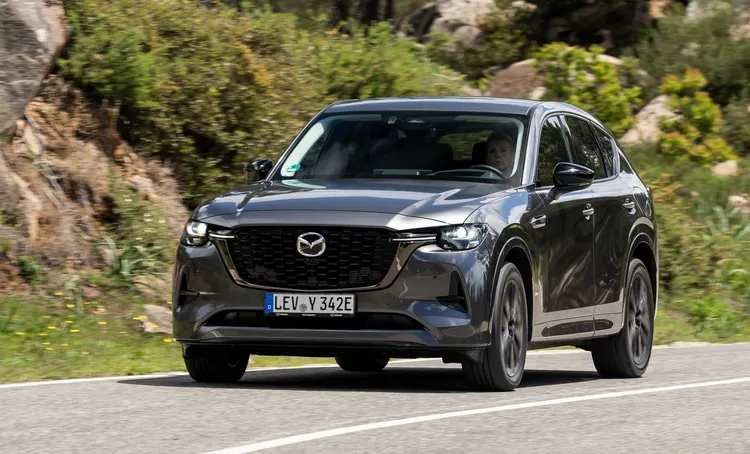 全新後驅平台與直列六缸動力，實際上路表現讓人期待。原廠提供