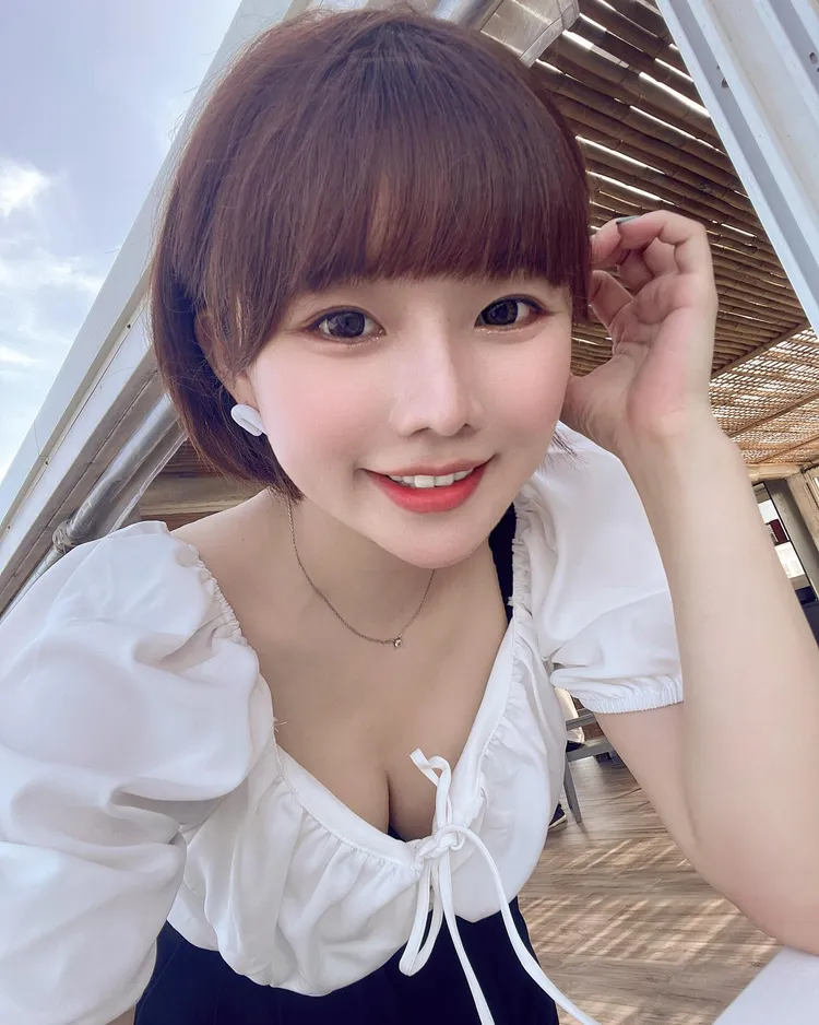 正妹其實相當甜美又有好身材。翻攝IG/feliciayang1027