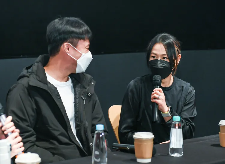 劉若英（右）出席《家家》映後座談，暢聊拍攝過程。甲上提供