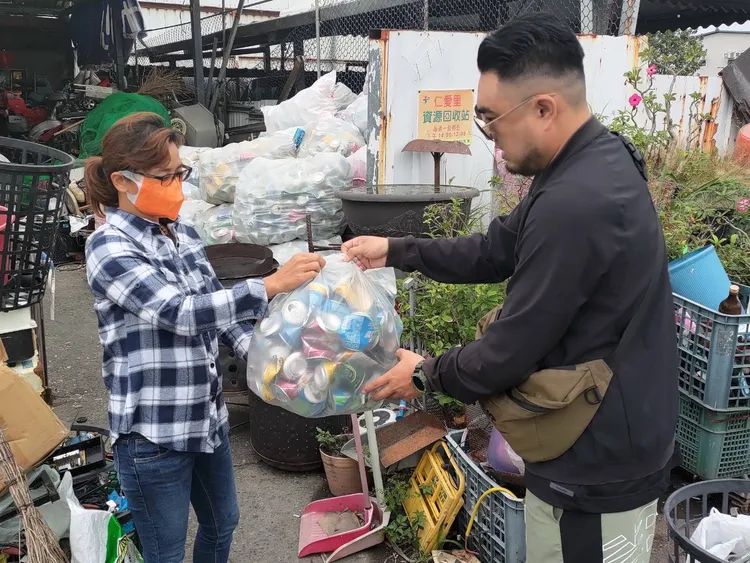 資源回收。台東縣環保局提供