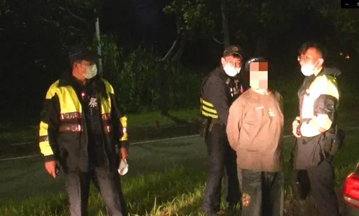 新竹警攔查失竊車輛驚見槍毒 駕駛狡辯:車是跟友人借的
