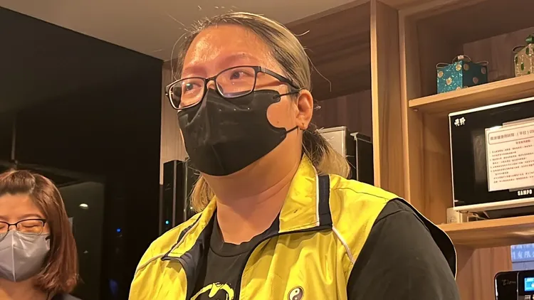 廖姓女宮主親上火線解釋，並將開吉2罪名。陳彩玲攝