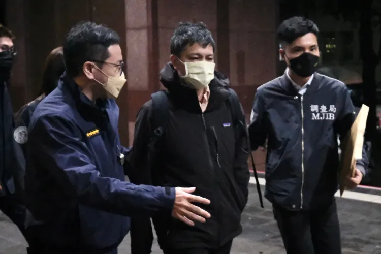 辦公室主任陳奐宇移送北檢複訊。陳志淵攝