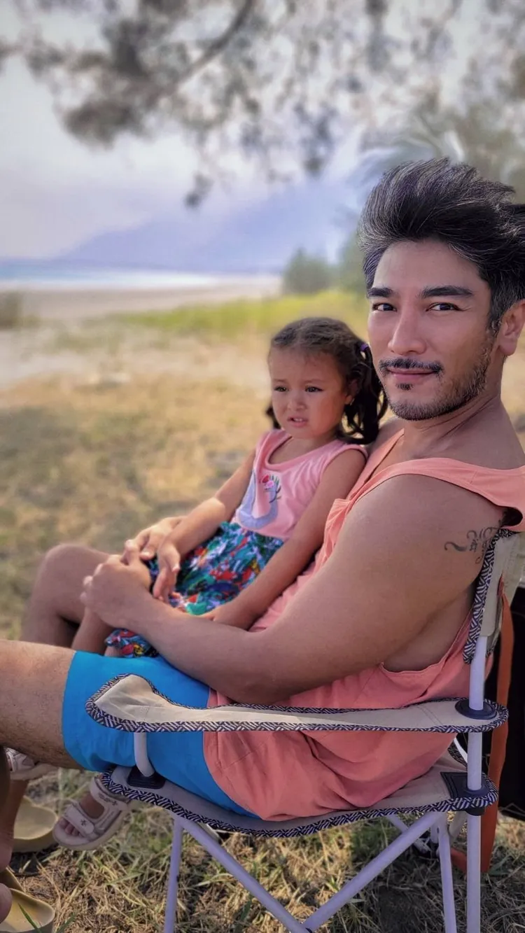 羅平父愛滿滿。羅平提供