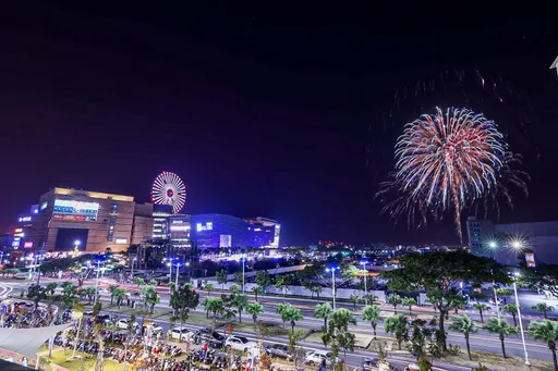 嗨整夜！高雄跨年煙火明登場　最佳觀賞地點看這裡