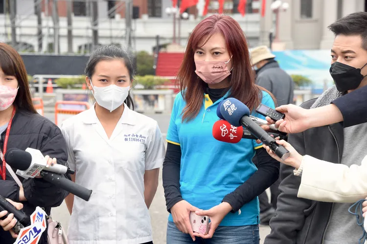 中山女中校長張云棻受訪。鄭毓齡攝