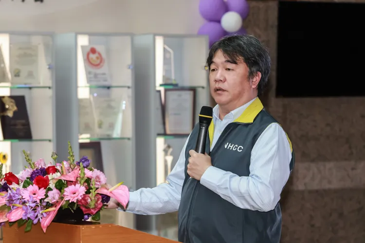 王必勝說，法定傳染病等級調降，台灣有自己的步調。趙世平攝