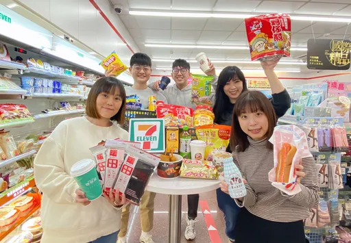 跨年好康!超商咖啡門市買1送1、App買7送7