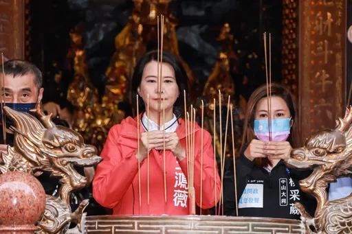 吳怡農批沒政見 王鴻薇:誰搞笑?不找人補課小心鬧大笑話