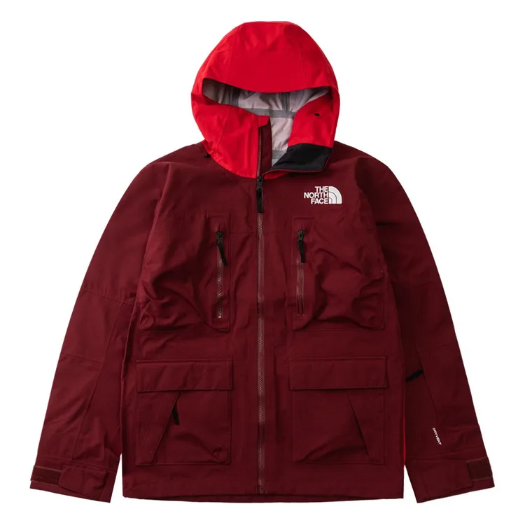 Freeride系列男款防水透氣多口袋外套，1萬9800元。品牌提供