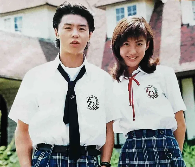 堂本剛(左)和友坂理惠是《金田一事件簿》第一代演員。翻攝日本yahoo