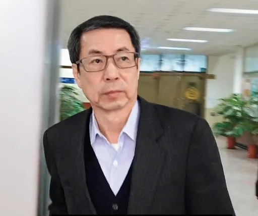 富商翁茂鍾服勞役造假　偽造文書判1年10月今入監