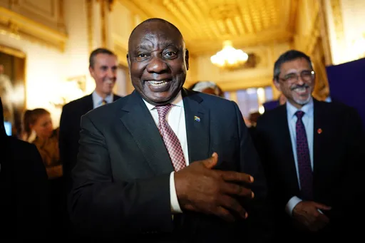 「1800萬藏在沙發墊下」涉入農場門醜聞　南非總統拒絕下台