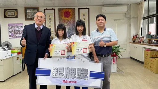 真有才！雄女雙胞胎姊妹用學校池塘水做微生物電池　榮獲永續能源競賽銀牌獎