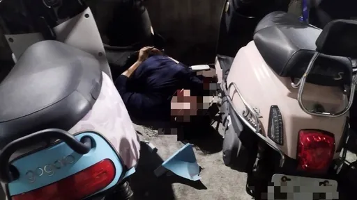 姊姊我愛你!癡情男爬外牆找大15歲女友復合 3樓摔到1樓