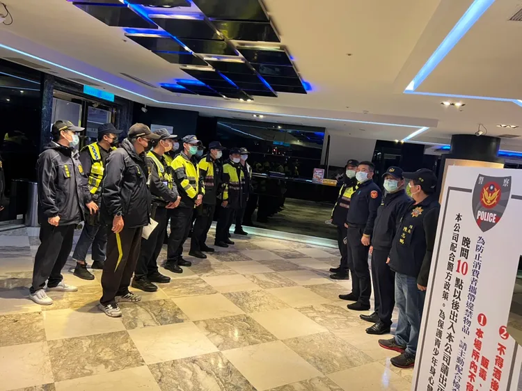 中壢警擴檢。中壢警分局提供