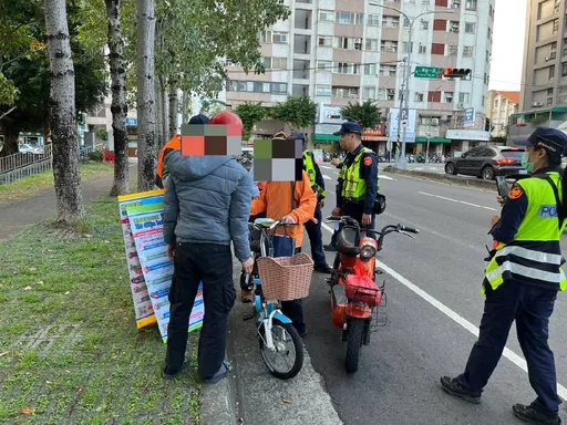 微電車掛牌新法上路「中警4國語言DM宣導」 另抓54件違規
