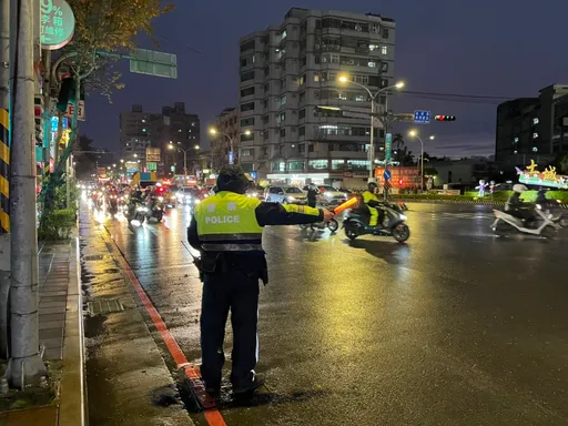 元旦連假出遊好順心 土城警加強交通疏導
