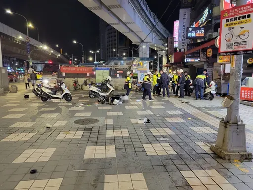 交通違規見警攔查騎車逃逸　男騎士打滑自摔身上居然有這個！