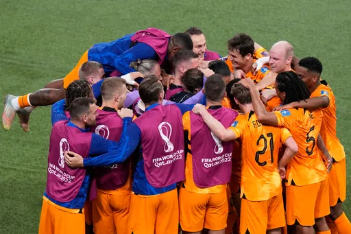 世界盃｜流感打不倒「橘色軍團」　荷蘭闖8強要挑戰隊史首冠