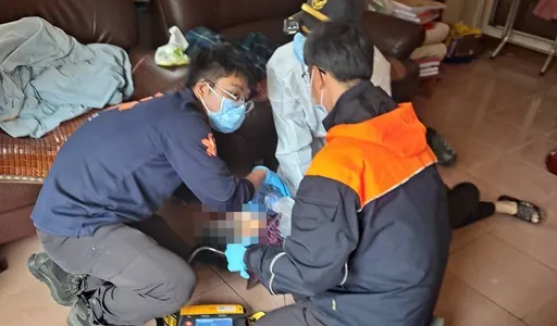 「聯絡不到媽媽」警消破門　南投79歲獨居婦吐血搶救不治