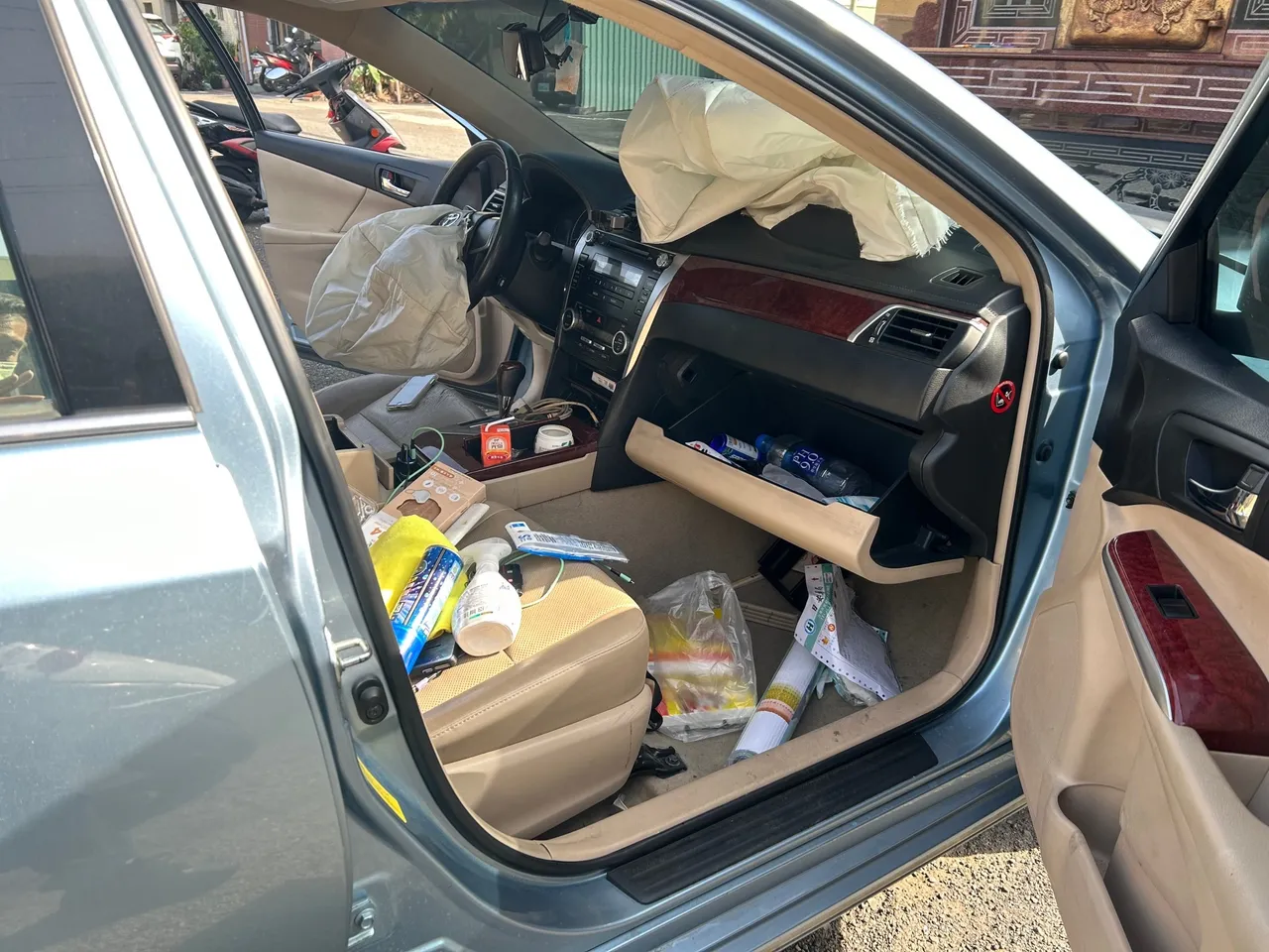 警方在車內查獲毒品。警方提供