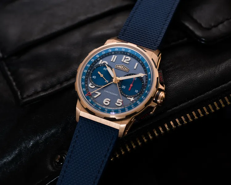 Chronodate 18K 5N紅金日期計時碼錶，限量25只，128萬8000元。品牌提供