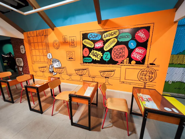 永遠聽不清楚老師說什麼的教室。田欣雲攝