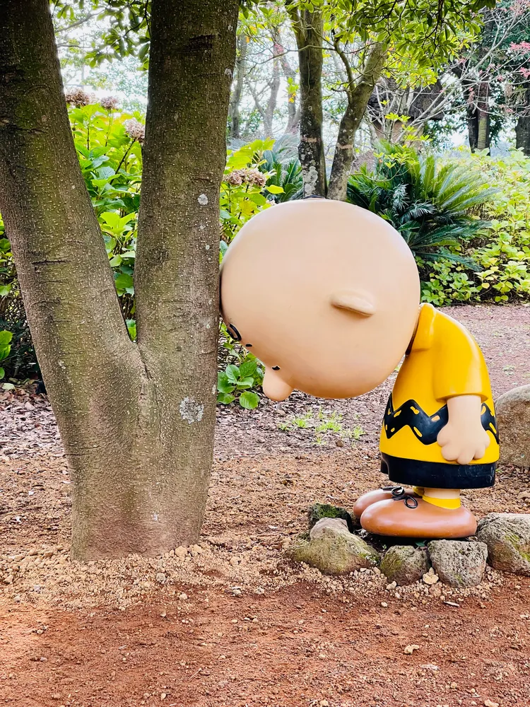 「史努比」不像現今的漫畫主流，崇尚英雄、力量、追尋邁向王者之路，它其實更在講述面對失敗、情感困擾、人際關係煩悶的自我解嘲。FB「凱西看韓國找맛집」提供