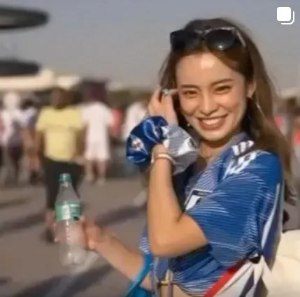 SHONO燦笑的模樣吸引國際媒體關注。翻攝SHONO IG / @shono.contact