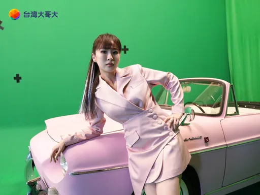 與鄧福如在IG一起高歌 台灣大「OP響樂生活」主題曲《Over Power for my Everything》