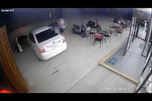 貨到付款27支Apple Watch 超商店員幫搬上車!他猛踩油門劫走