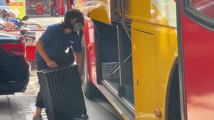 雲林沿海多個鄉鎮鄉親均仰賴日統客運搭載，才方便南來北往工作、探親。魏嘉良攝