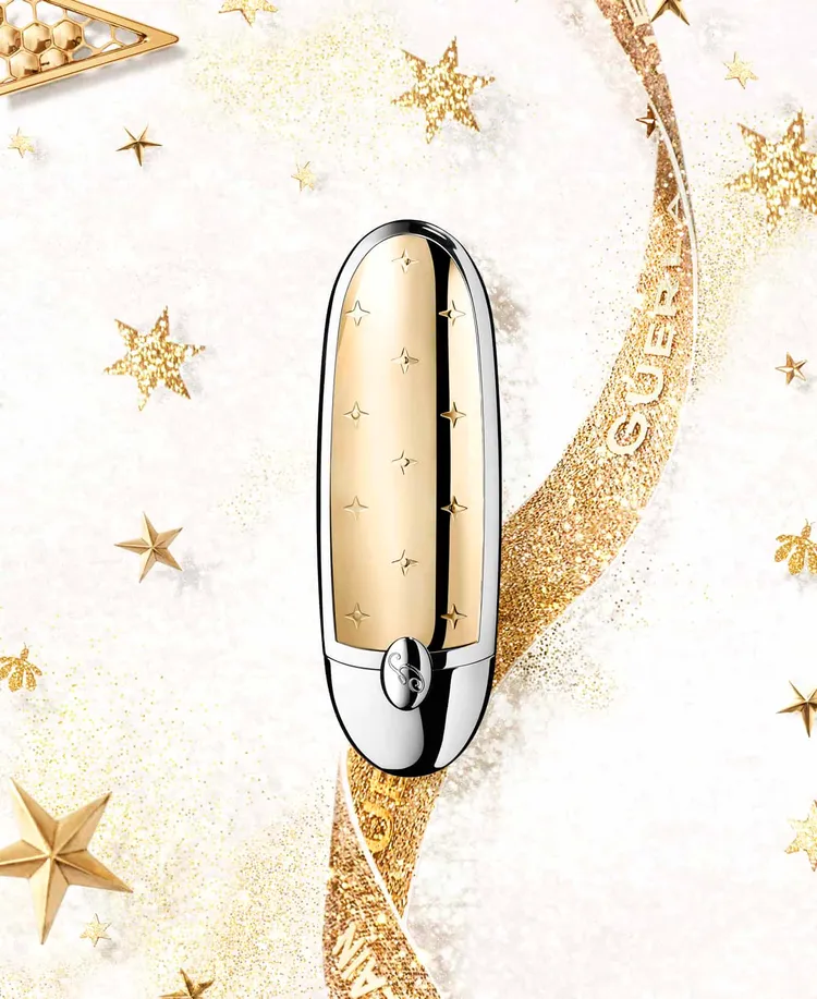 流金星燦聖誕限定紅寶之吻高訂彩殼，1350元。品牌提供